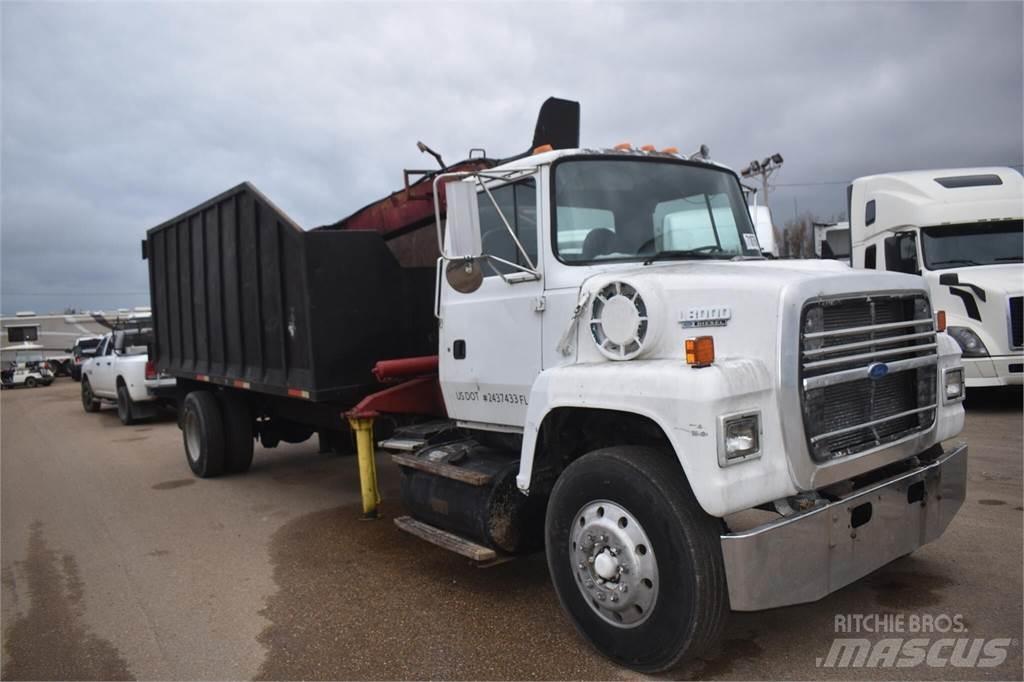 Ford L8000 Kamioni sa kranom