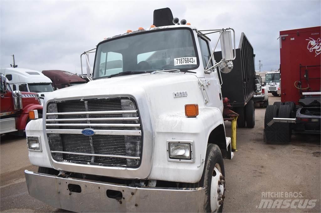 Ford L8000 Kamioni sa kranom