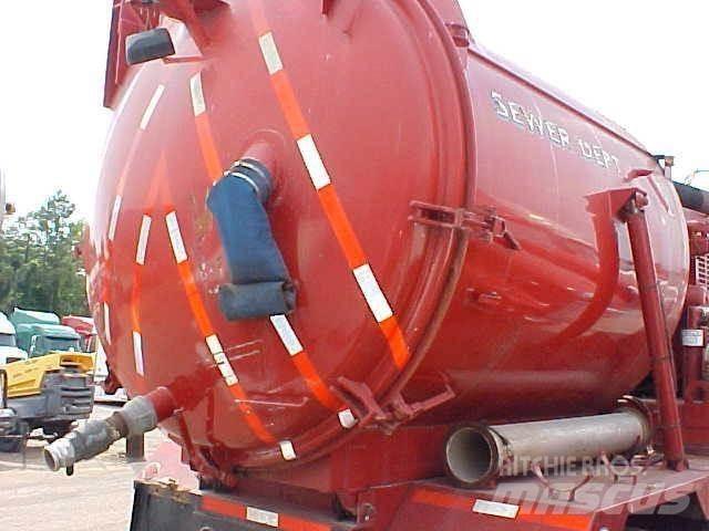 Ford L8000 Kamioni cisterne