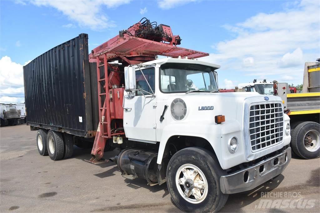 Ford L9000 Kamioni sa kranom