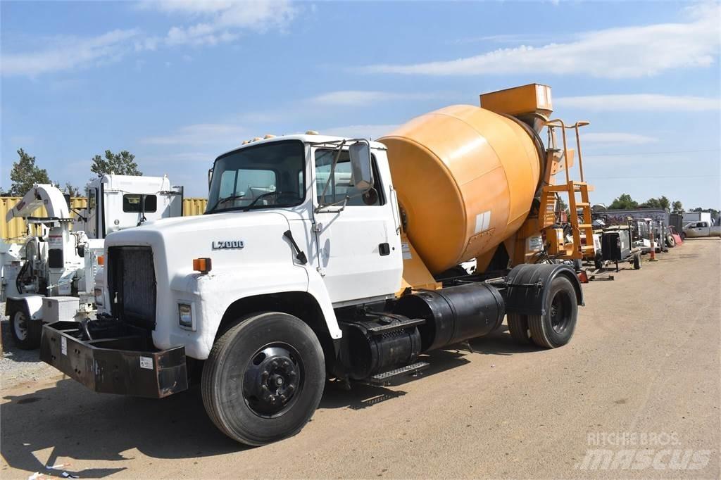 Ford LN7000 Kamioni mešalice za beton