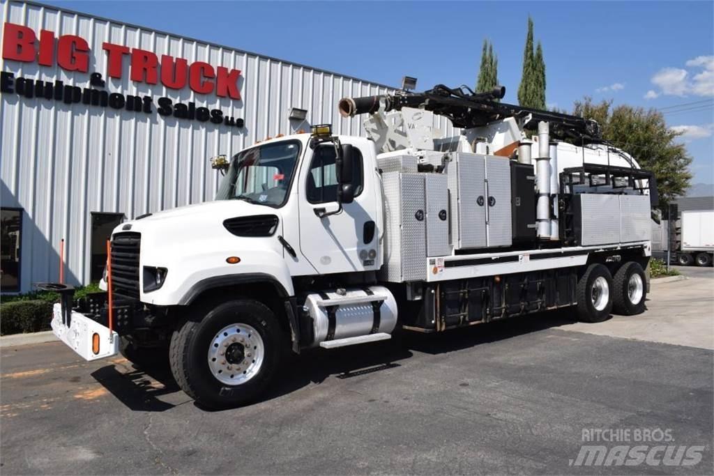 Freightliner 114SD Kamioni cisterne