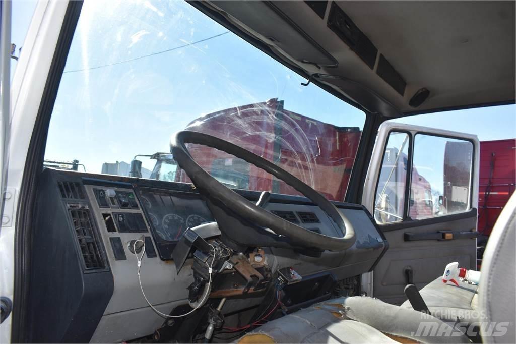 Freightliner FL60 Kiperi kamioni