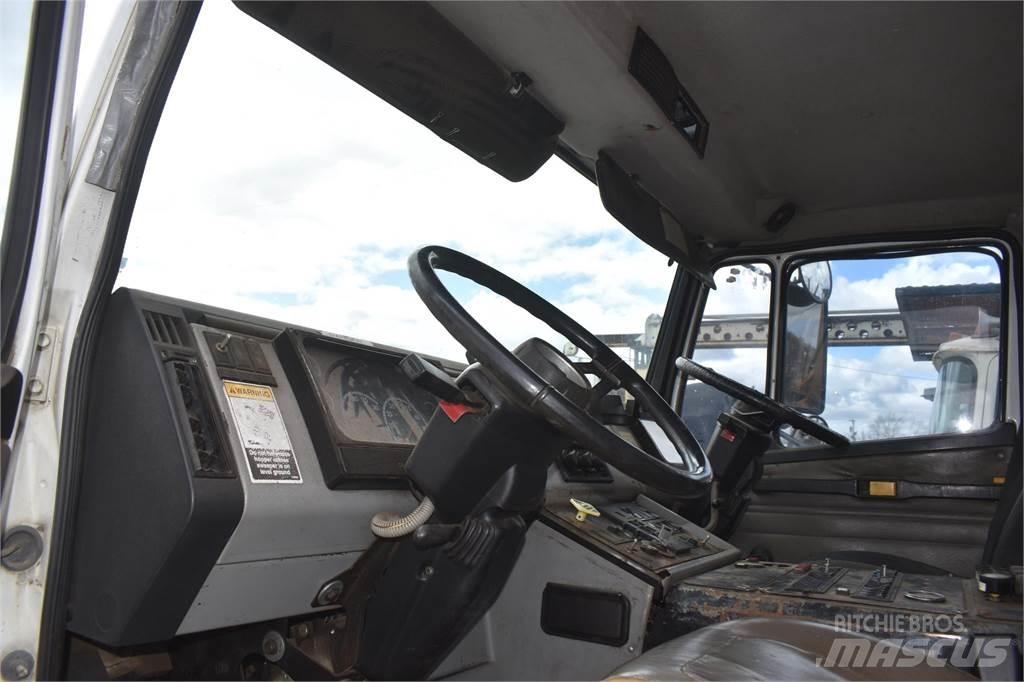 Freightliner FL70 Polovni kamioni za čišćenje