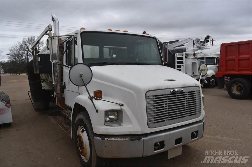 Freightliner FL70 Kamioni cisterne