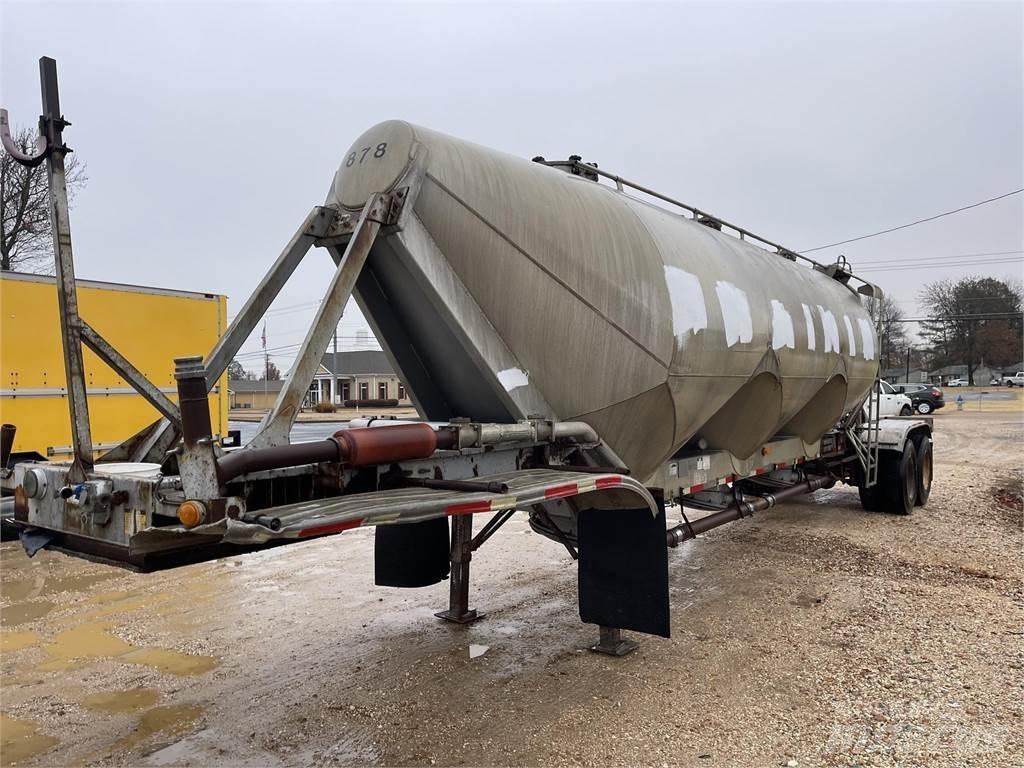 Fruehauf  Prikolice za cisterne
