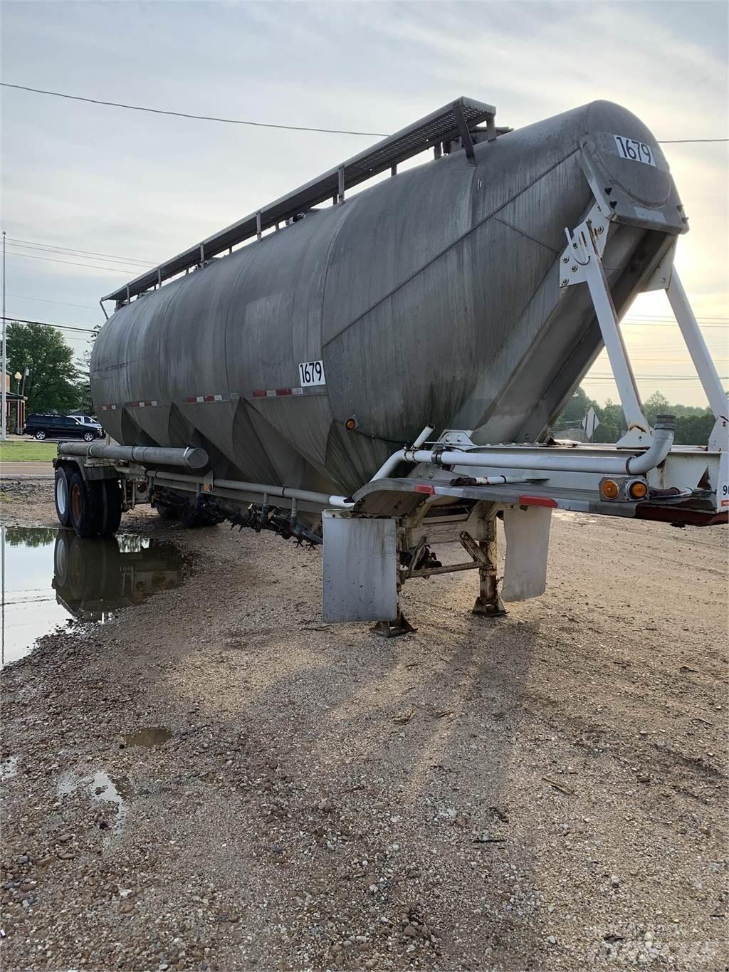 Fruehauf  Prikolice za cisterne