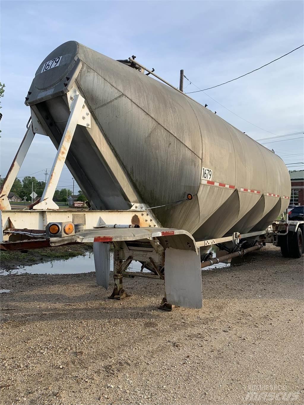 Fruehauf  Prikolice za cisterne