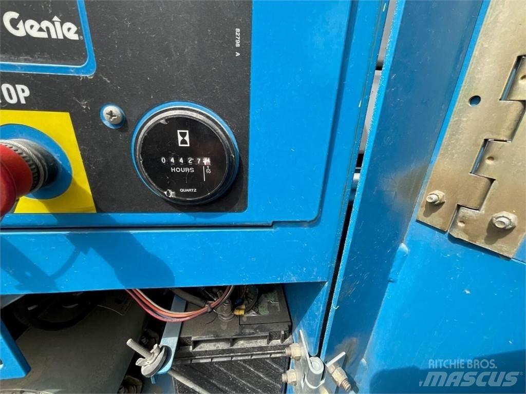 Genie GS4390RT Makazaste platforme