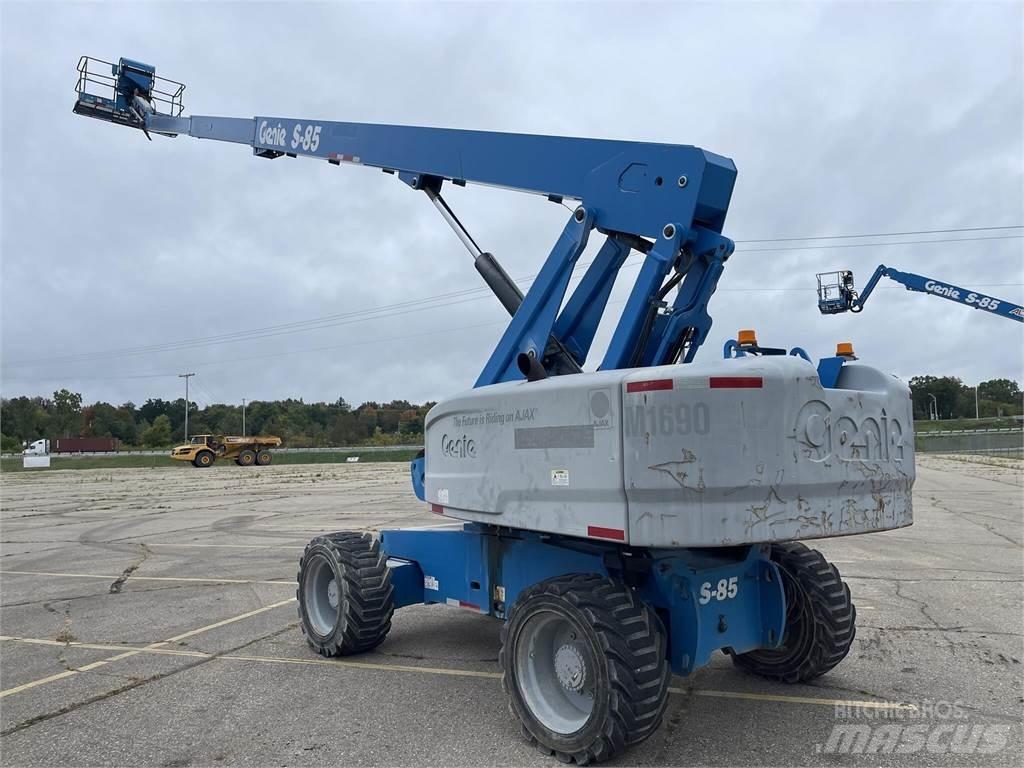 Genie S85 Teleskopske podizne platforme