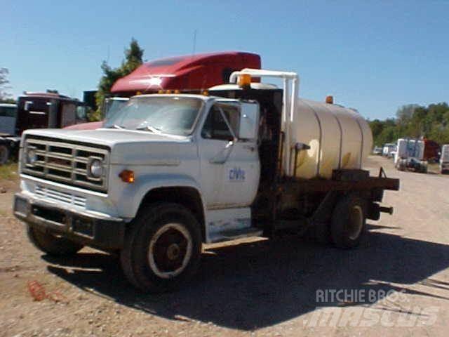 GMC TOPKICK C6500 Kamioni cisterne