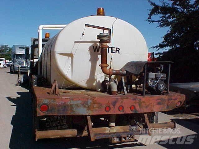 GMC TOPKICK C6500 Kamioni cisterne
