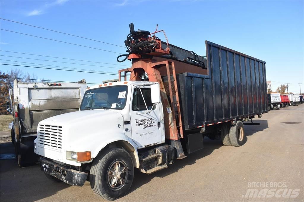 International 4900 Kamioni sa kranom