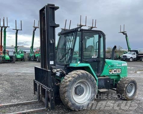 JCB 930 Vanterenski viljuškar