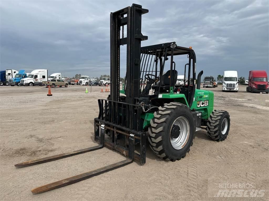 JCB 930 Vanterenski viljuškar