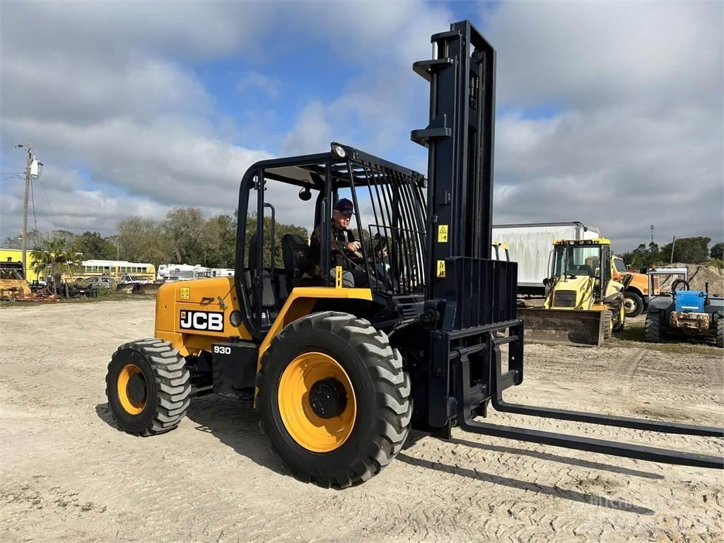 JCB 930 Vanterenski viljuškar