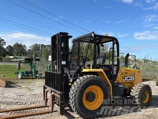 JCB 940 Vanterenski viljuškar
