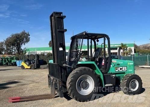 JCB 940 Vanterenski viljuškar