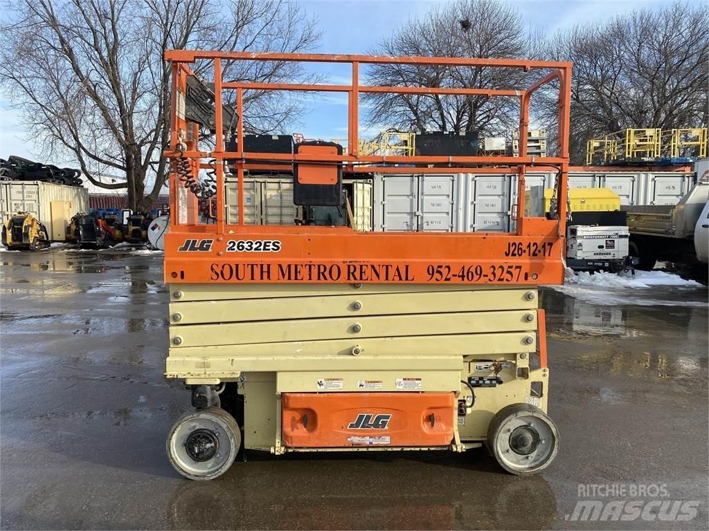 JLG 2632ES Makazaste platforme