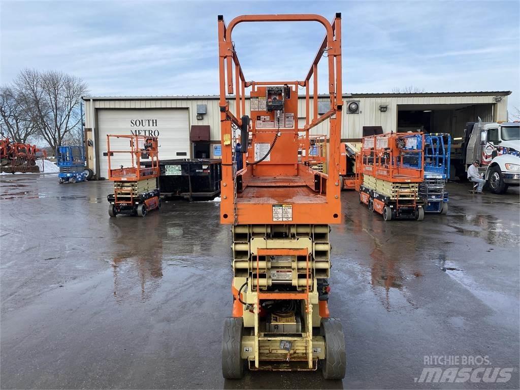 JLG 2632ES Makazaste platforme