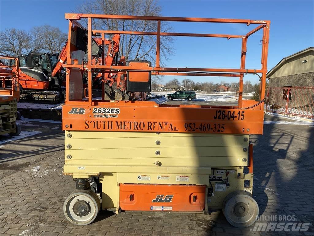 JLG 2632ES Makazaste platforme