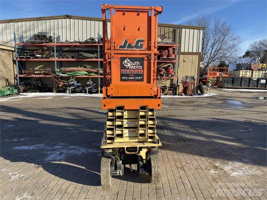 JLG 2632ES Makazaste platforme