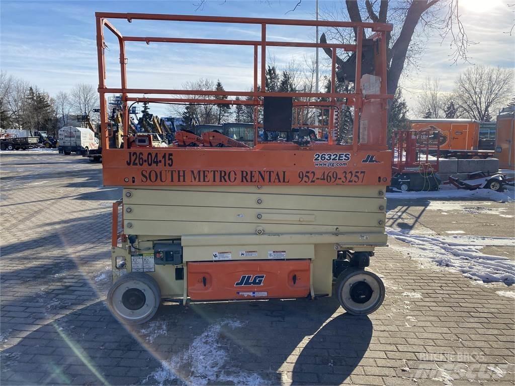 JLG 2632ES Makazaste platforme