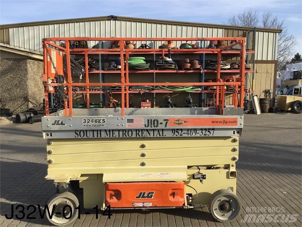 JLG 3246ES Makazaste platforme