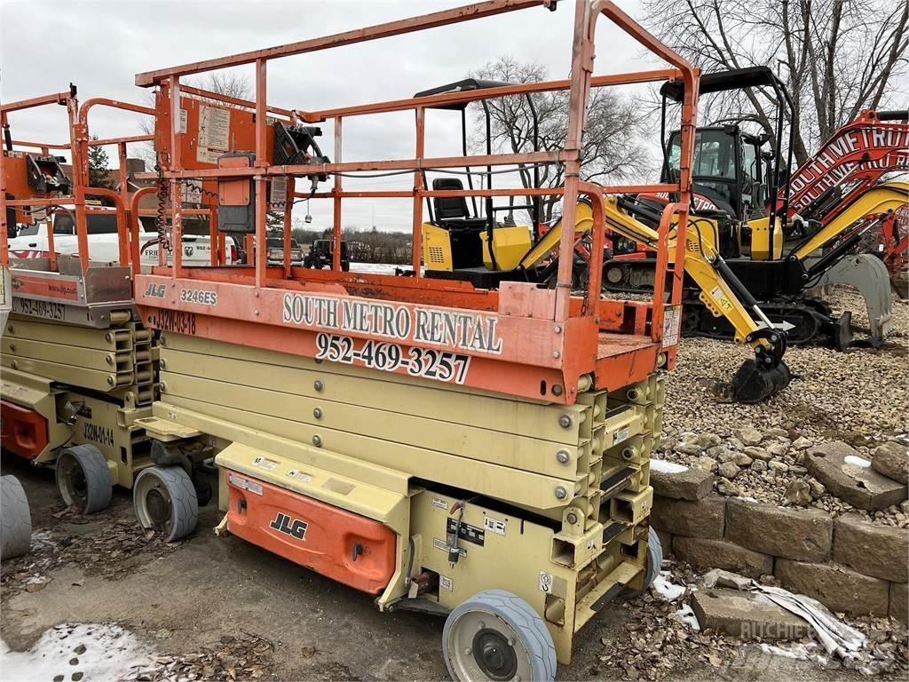 JLG 3246ES Makazaste platforme