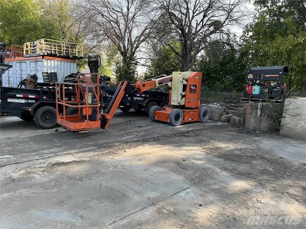 JLG E300AJP Zglobne podizne platforme