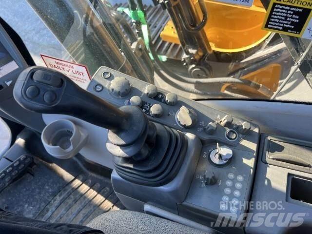 John Deere 210G LC Bageri guseničari