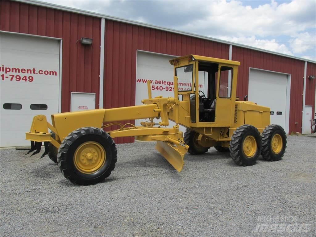 John Deere 570 Grejderi