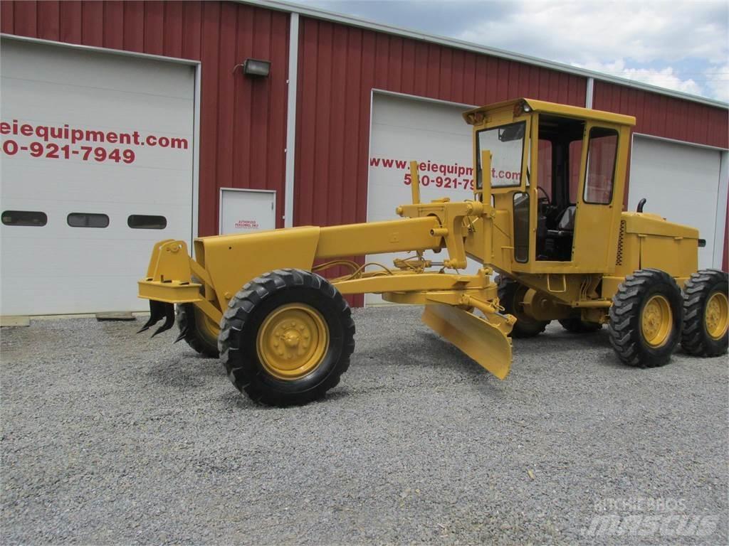 John Deere 570 Grejderi