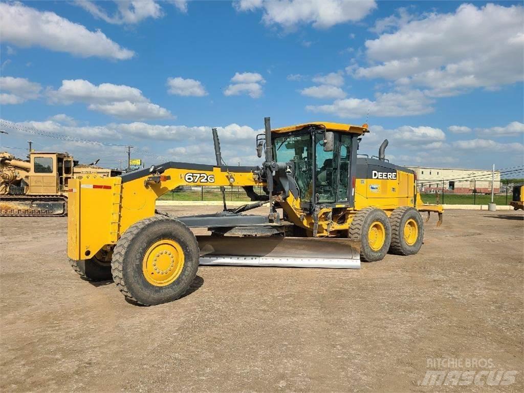 John Deere 672G Grejderi