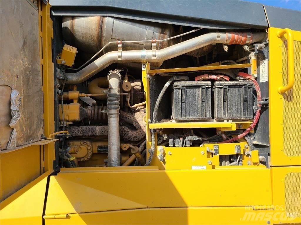 John Deere 672G Grejderi