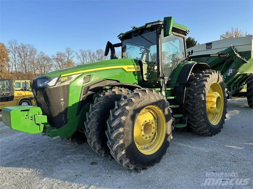 John Deere 8R 370 Traktori