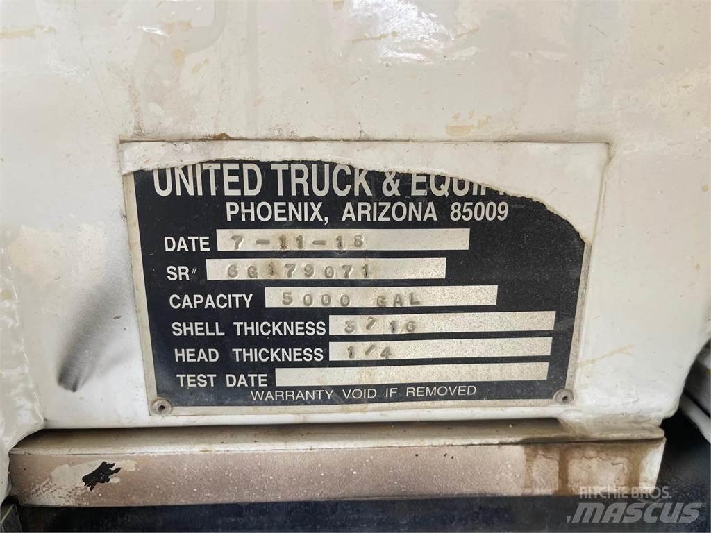 Kenworth T440 Kamioni za vodu