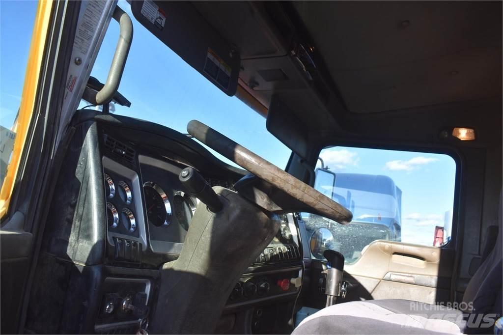 Kenworth T800 Kamioni sa kranom