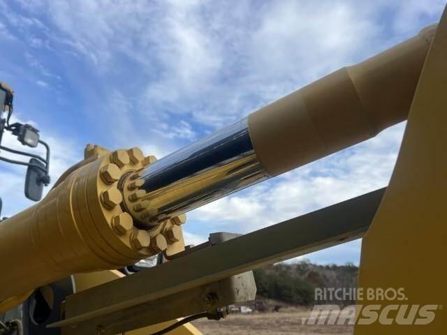 Komatsu WA320-8 Utovarivači na točkove