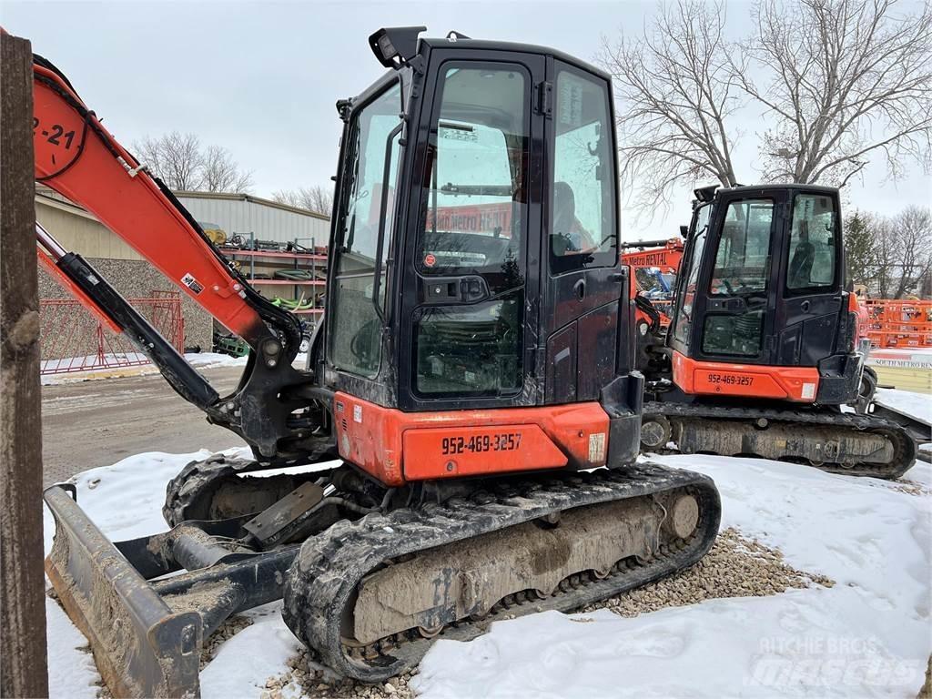 Kubota U55-5 Mini bageri < 7t