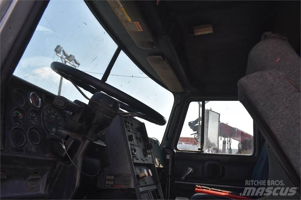Mack CH613 Kiperi kamioni
