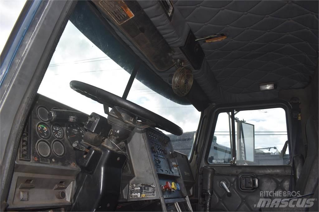 Mack CH613 Kiperi kamioni