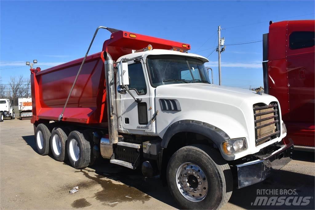 Mack GRANITE GU713 Kiperi kamioni