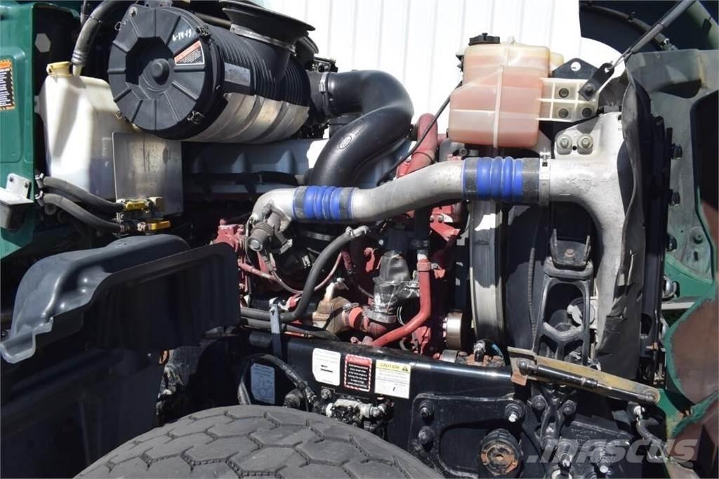 Mack GRANITE GU713 Kamioni cisterne