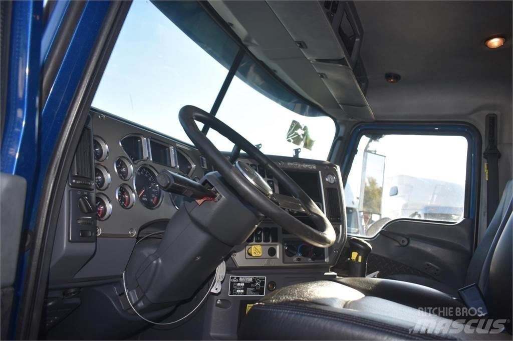 Mack GRANITE GU713 Kiperi kamioni