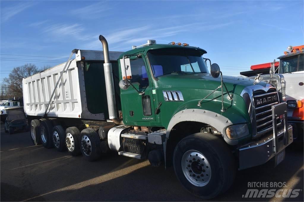 Mack GRANITE GU713 Kiperi kamioni