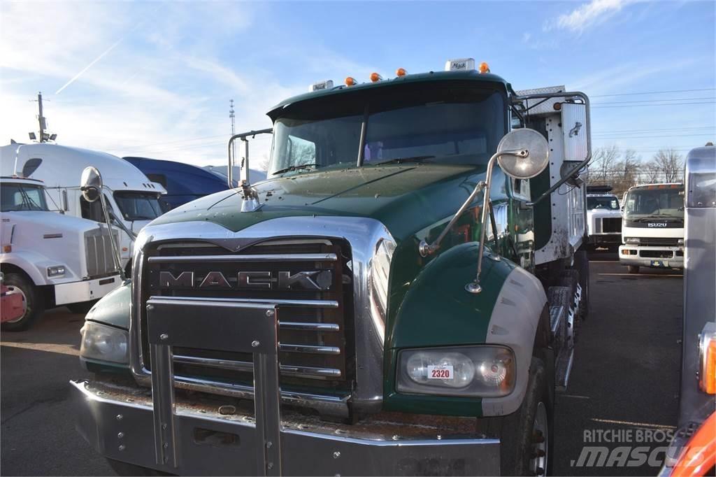Mack GRANITE GU713 Kiperi kamioni