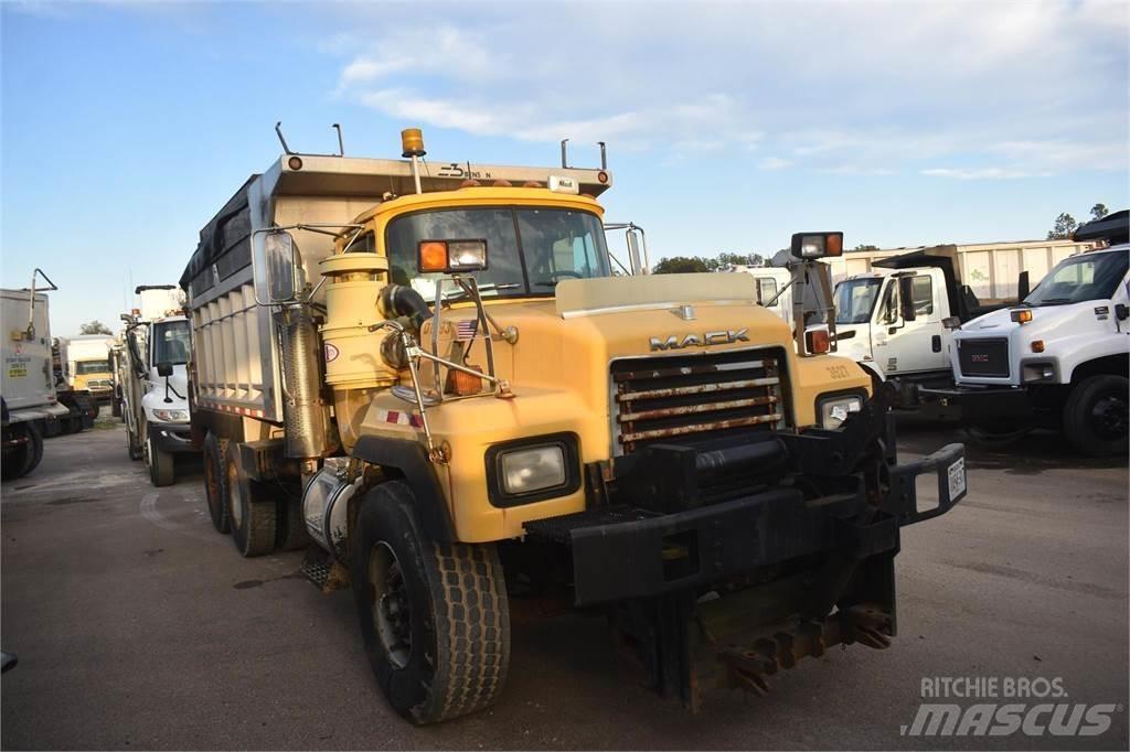 Mack RD688S Kiperi kamioni