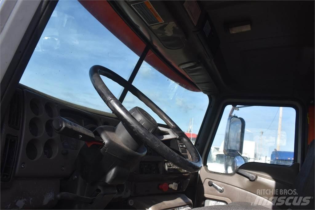 Mack VISION CX612 Kiperi kamioni