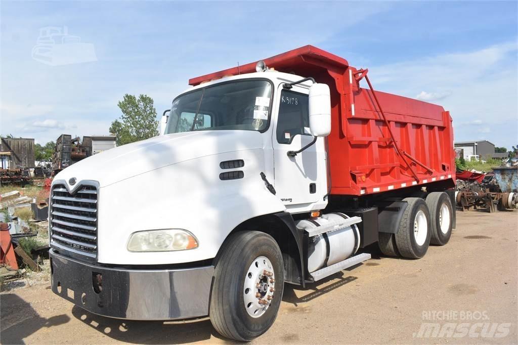 Mack VISION CXN613 Kiperi kamioni
